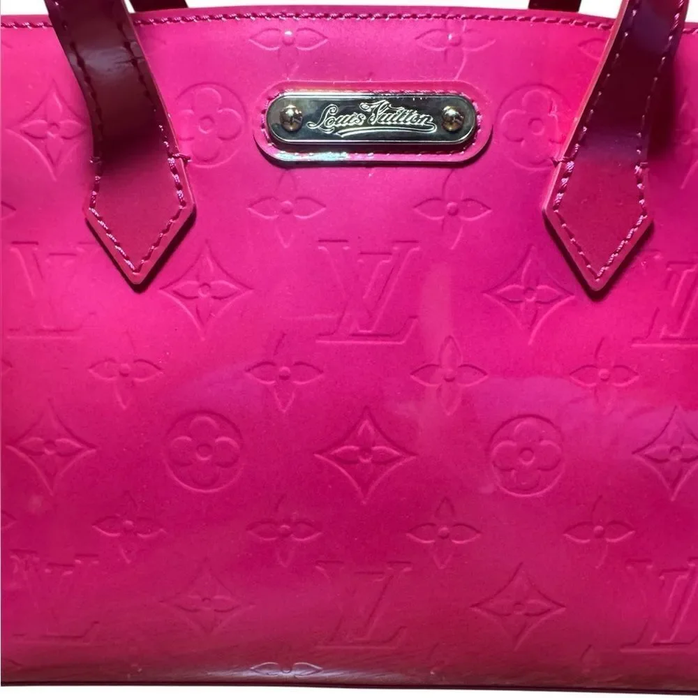 LOUIS VUITTON Rose Pop Vernis LV Monogram Leather Wishire PM Bag Auth RARE Ex+++